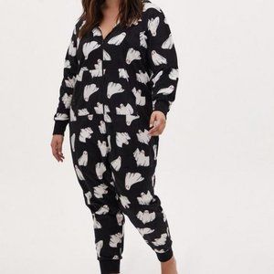 Fleece Full Length Lounge Onesie (Ghosts) size 5/6